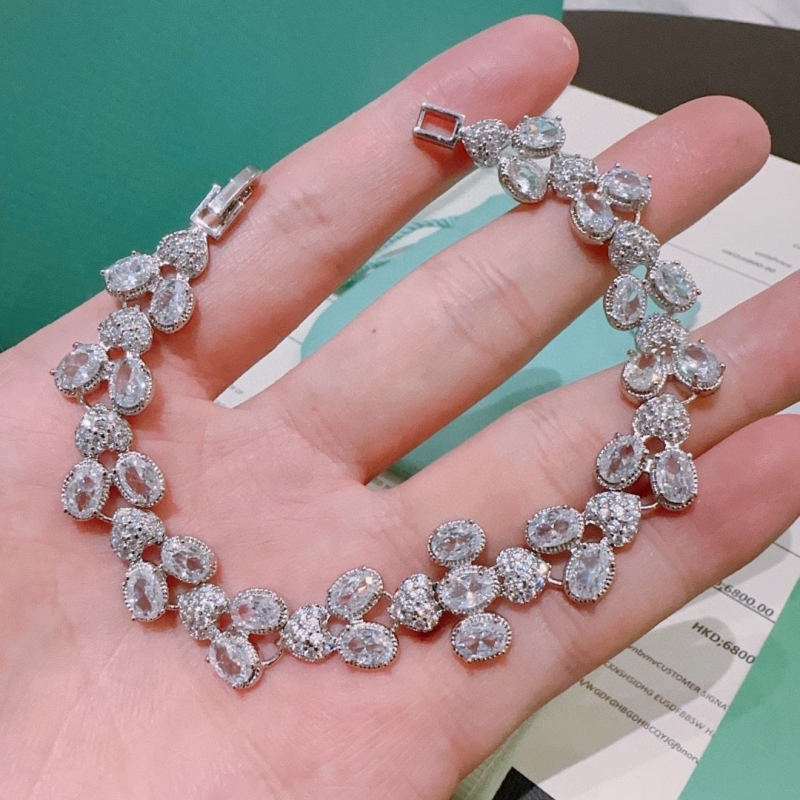 T*f*ny bracelets